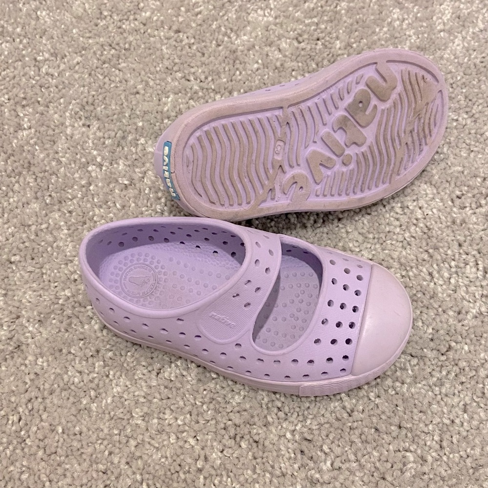 Native shoes toddler size 6